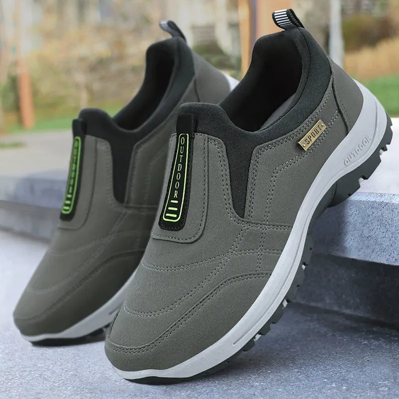 Scarpe ortopediche da outdoor che migliorano l’equilibrio e offrono supporto alla salute della colonna vertebrale e delle articolazioni degli anziani, adatte a donne e uomini.