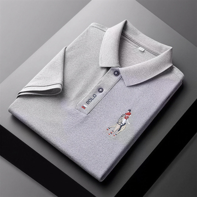 Polo da uomo comoda ed elegante 2026 – traspirante, non stringe, ideale per tutto il giorno e per il movimento degli uomini più maturi!