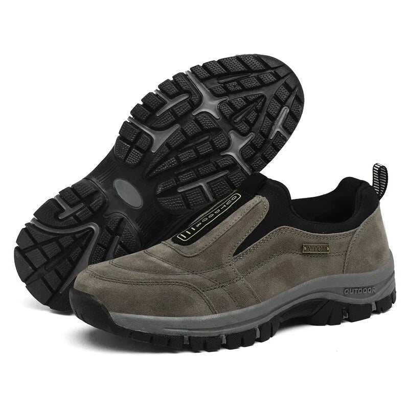 Scarpe ortopediche da outdoor che migliorano l’equilibrio e offrono supporto alla salute della colonna vertebrale e delle articolazioni degli anziani, adatte a donne e uomini.